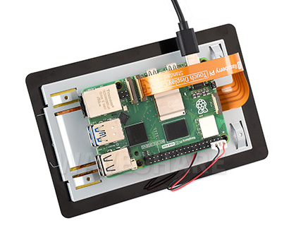 树莓派原装 5 英寸触控屏设备连接图示