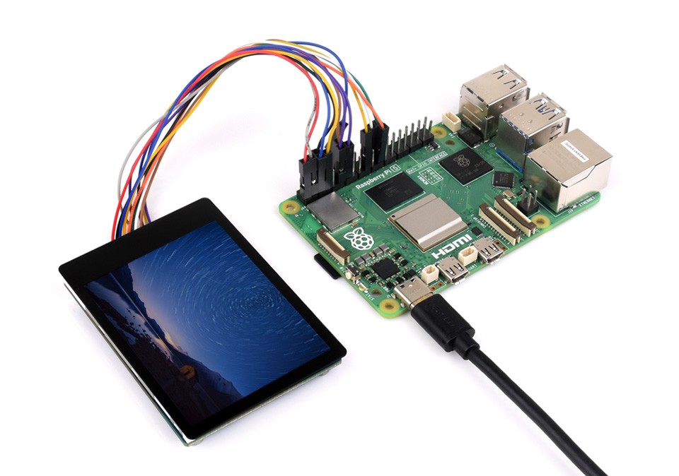 2.8 英寸触摸  LCD 扩展板接入树莓派主板<