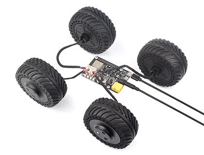 直驱伺服轮毂电机驱动板驱动四个DDSM115轮毂电机