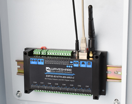 ESP32-S3 工控板 工业级 8 路 Wi-Fi 网络继电器主图