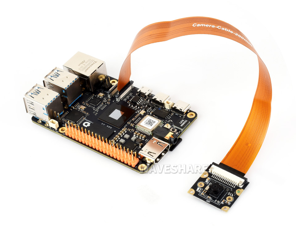 树莓派 5 代 800 万像素摄像头模块连接树莓派 5 效果图