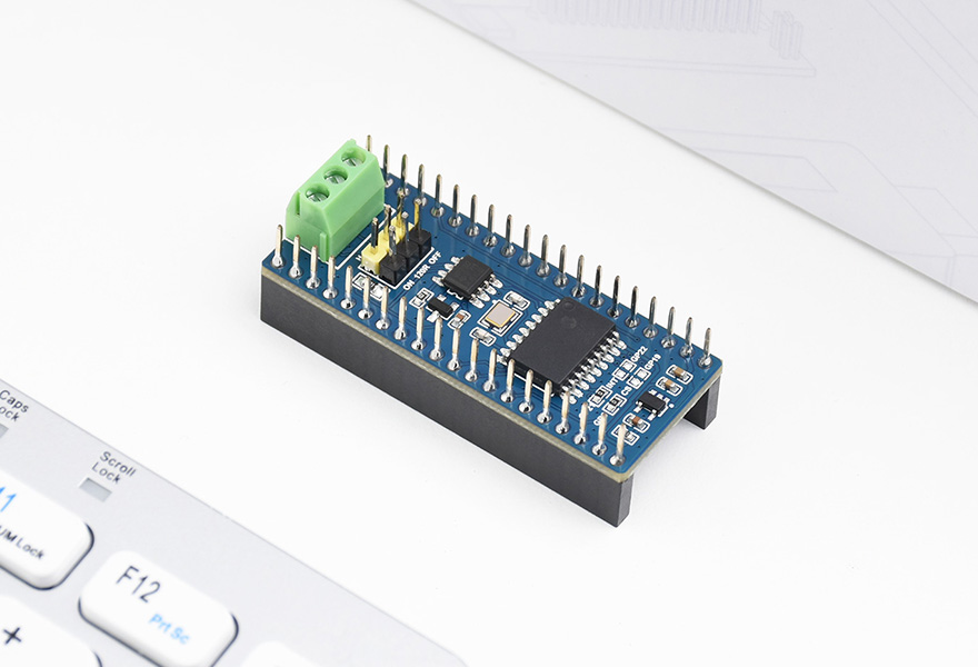 树莓派 Pico CAN 扩展板产品展示