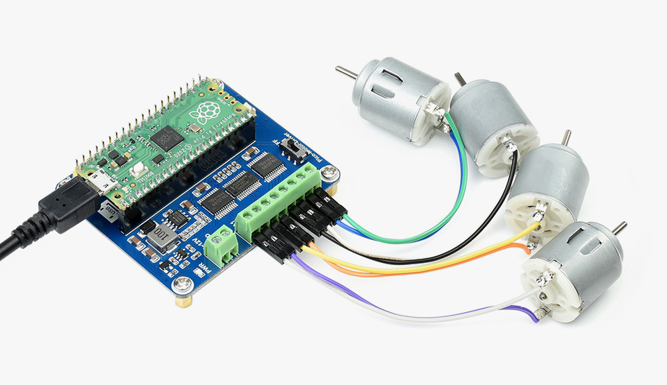 Pico 电机驱动扩展板板载 4 路直流电机接口