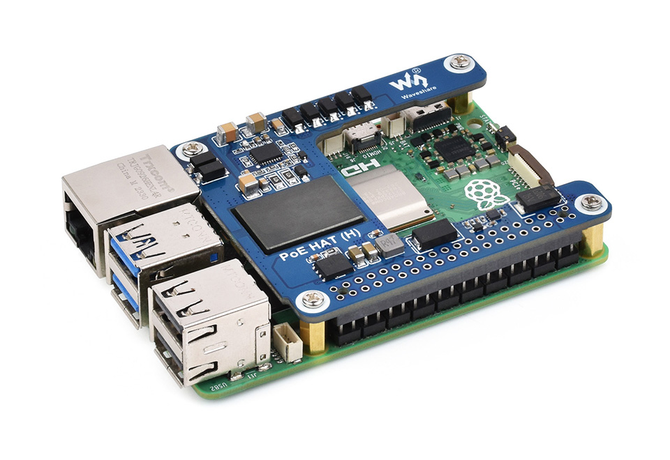 树莓派 5 以太网PoE供电扩展板安装在树莓派5上，接入树莓派40PIN GPIO接口，不占空间