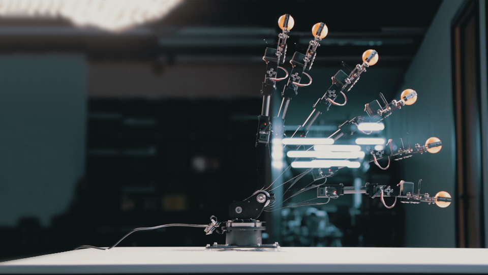 RoArm-M1 大扭矩总线舵机桌面机械臂