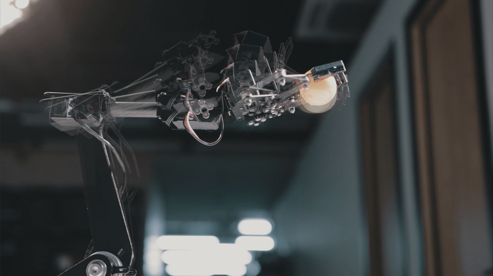 RoArm-M1 大扭矩总线舵机桌面机械臂