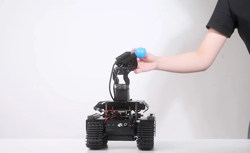 UGV Beast AI 机器人识别，追踪，锁定