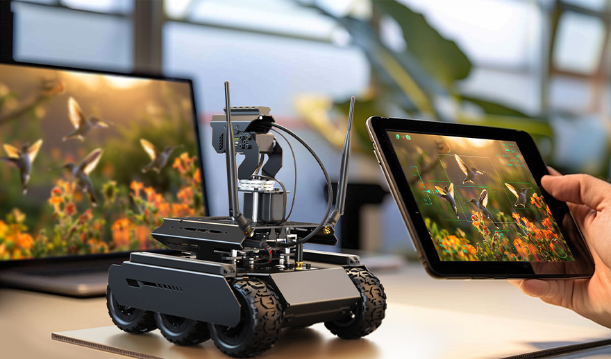 UGV Rover PT AI 机器人，六轮四驱开源移动机器人物体识别演示