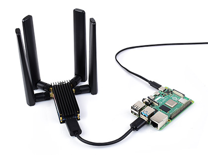 接入树莓派 4B的树莓派 5G 通信扩展板