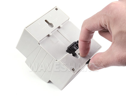 树莓派 5 注塑导轨外壳安装步骤