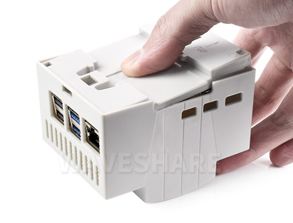 树莓派 5 注塑导轨外壳安装步骤