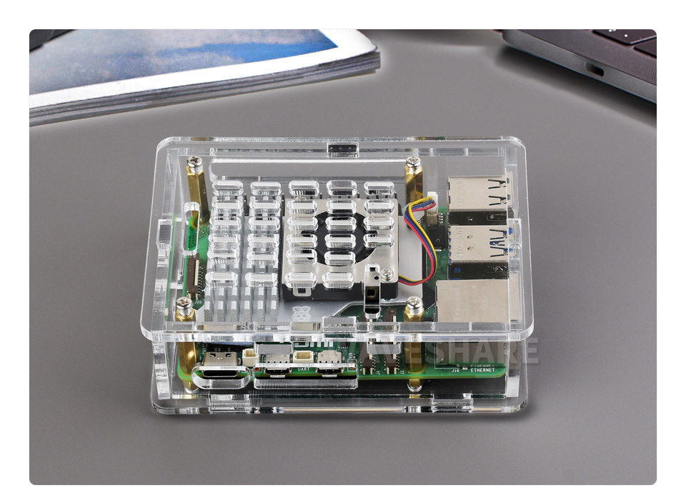 树莓派 5 亚克力透明外壳产品展示