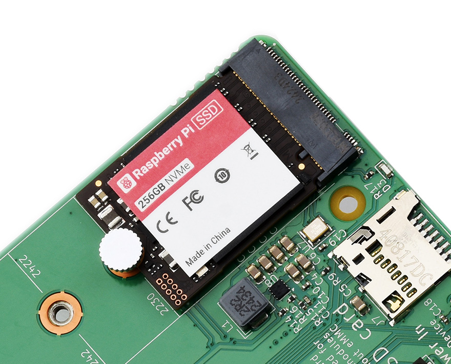 树莓派 Compute Module 5 IO Board 计算模块主图