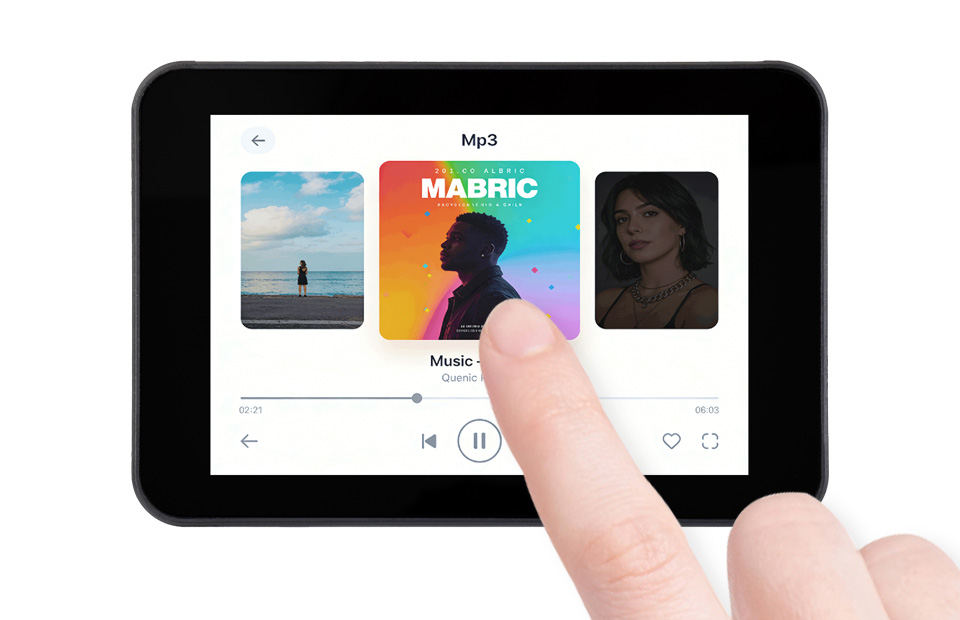 三个ESP32-P4 3.5 英寸电容触控屏开发板电容触摸