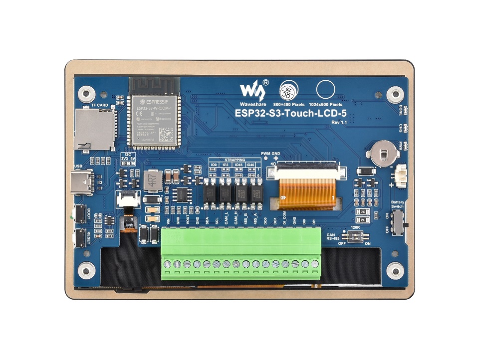 三个ESP32-S3 4 英寸电容触控屏开发板并列，并展示不同视角及IPS屏幕软件