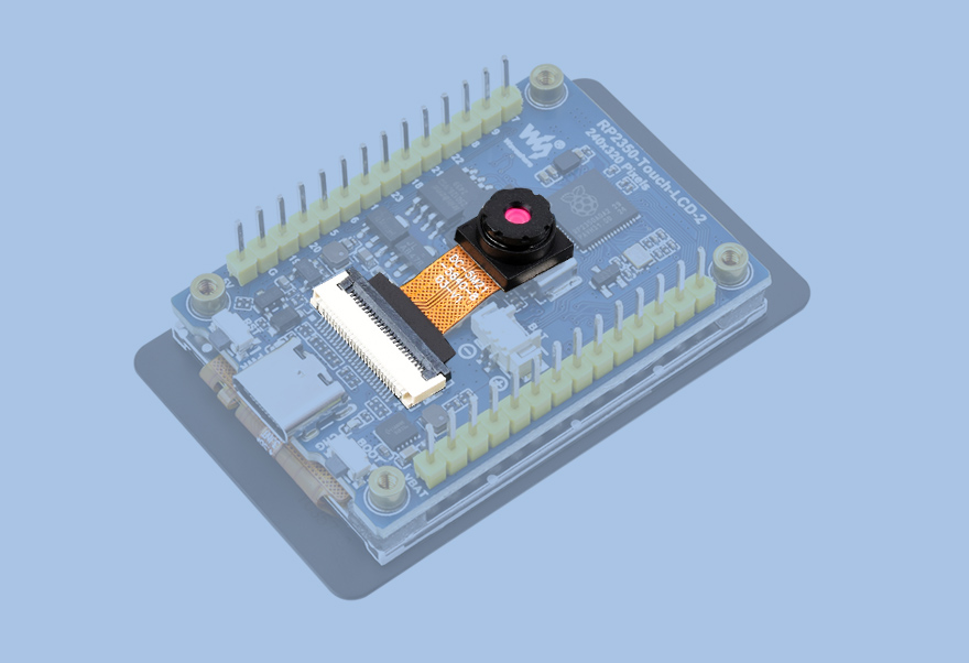 三个RP2350 4 英寸电容触控屏开发板并列，并展示不同视角及IPS屏幕软件