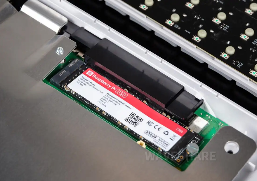 树莓派Raspberry Pi 500+键盘型主板说明